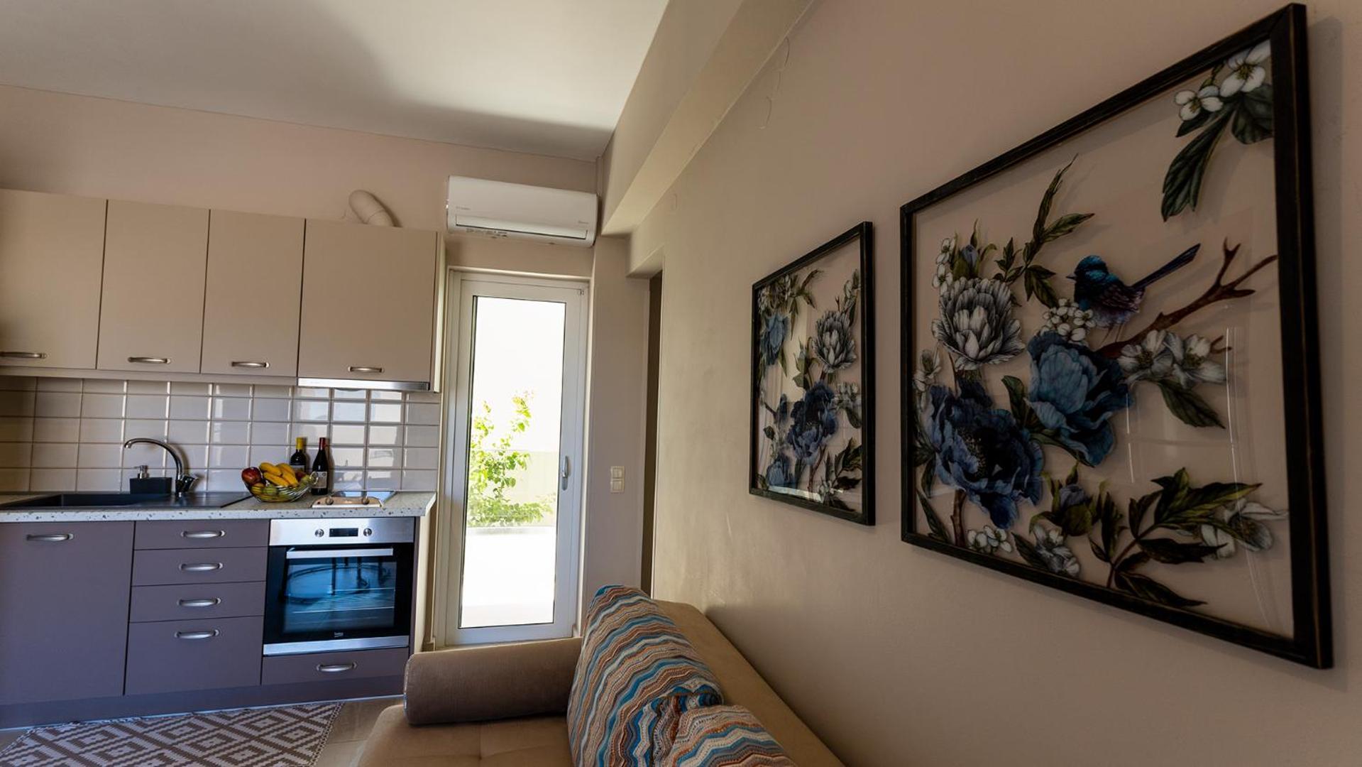 Vakakis Family Luxury Studios Palaiochora Exterior photo